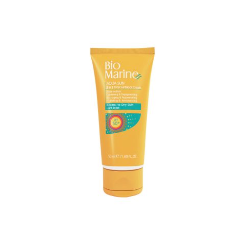 کرم ضد آفتاب رنگی بایومارین مدل آکوا سان مناسب برای پوست خشک با SPF50+